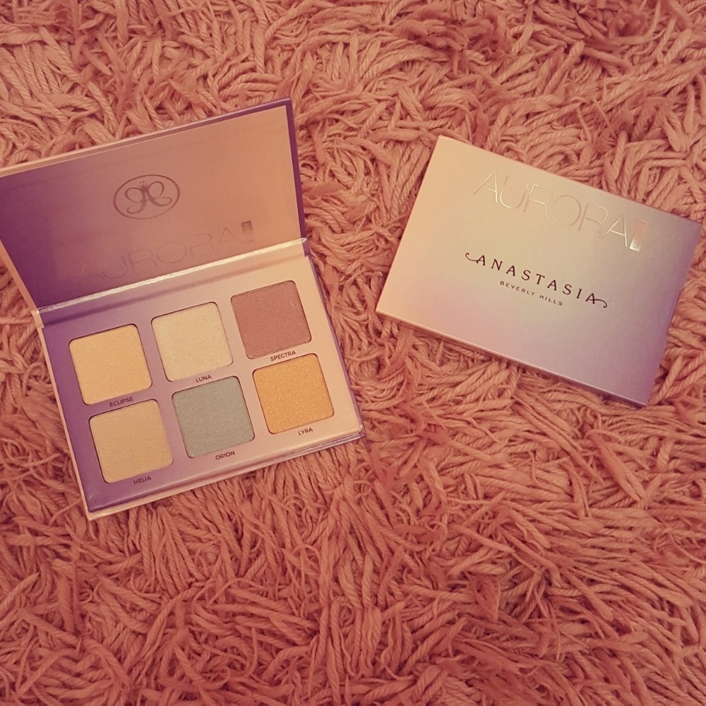 Anastasia Beverly Hills Aurora Glow kit